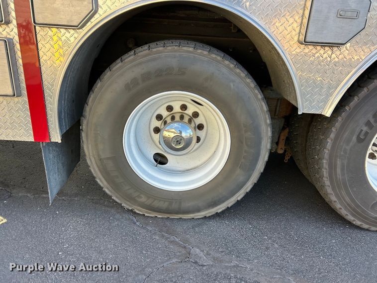 image for item FC5063 2000 American Lafrance Eagle ladder fire truck