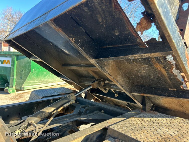 image for item FC5081 Cushman Turf-Truckster utility vehicle