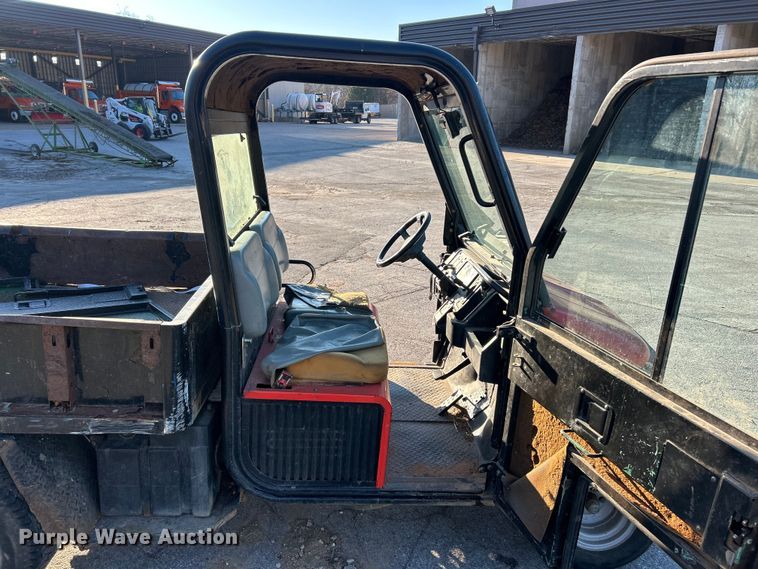 image for item FC5081 Cushman Turf-Truckster utility vehicle