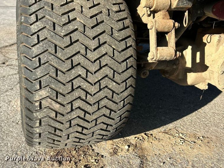 image for item FC5081 Cushman Turf-Truckster utility vehicle