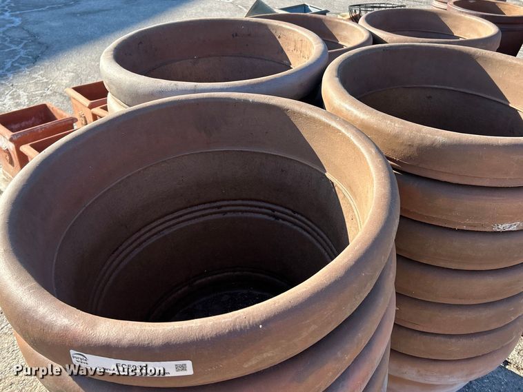 image for item FC5090 (107) plant pots