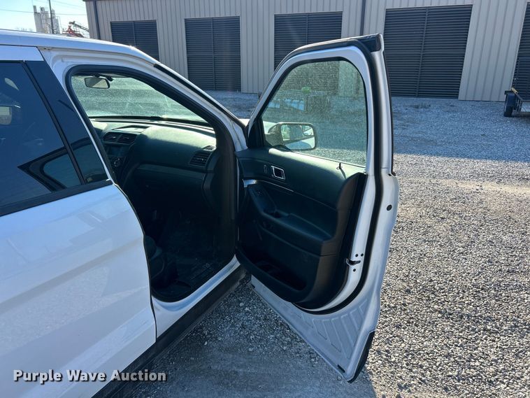 image for item FC5093 2017 Ford Explorer Police Interceptor SUV