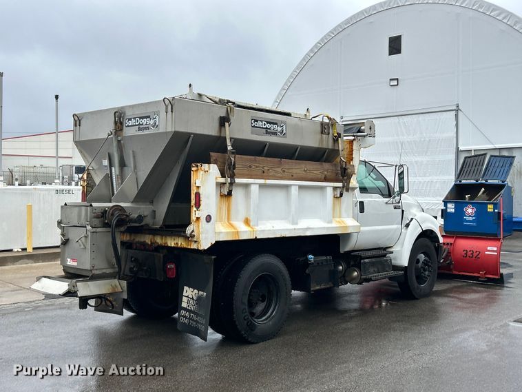 image for item FC5111 2011 Ford F650 Super Duty dump truck