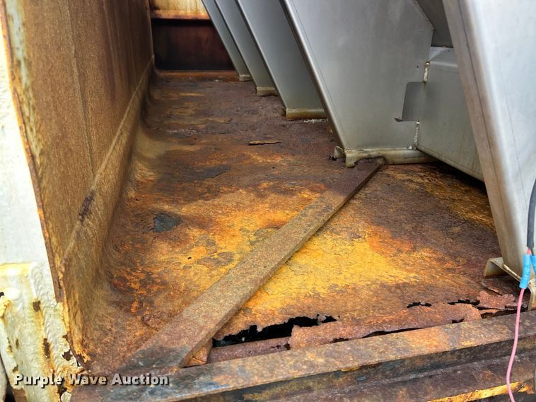 image for item FC5111 2011 Ford F650 Super Duty dump truck