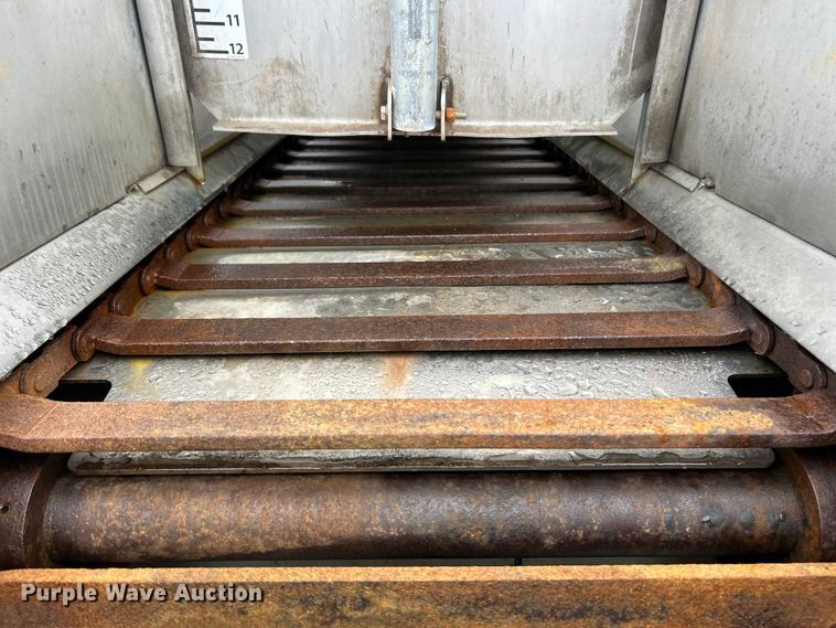 image for item FC5111 2011 Ford F650 Super Duty dump truck