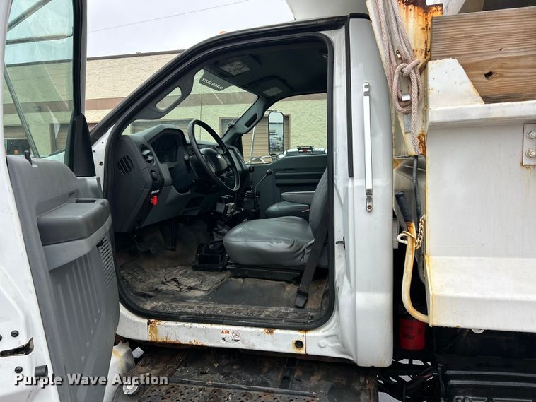 image for item FC5111 2011 Ford F650 Super Duty dump truck