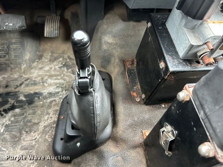 image for item FC5111 2011 Ford F650 Super Duty dump truck