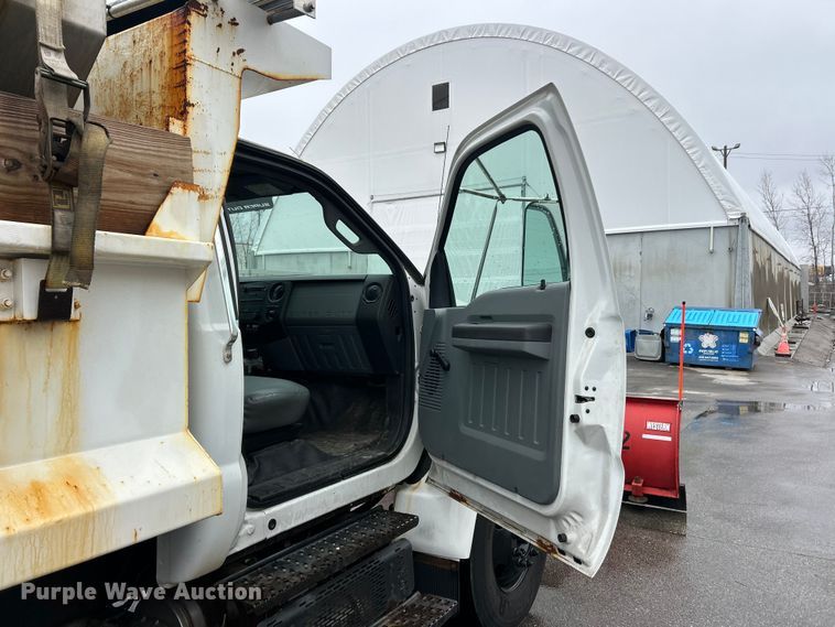 image for item FC5111 2011 Ford F650 Super Duty dump truck