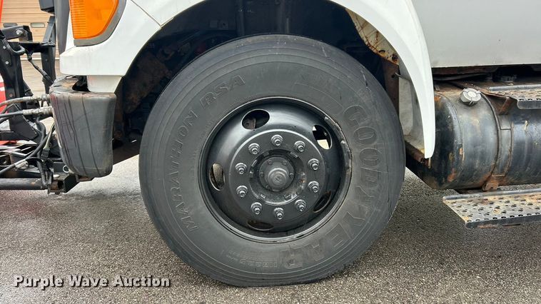 image for item FC5111 2011 Ford F650 Super Duty dump truck