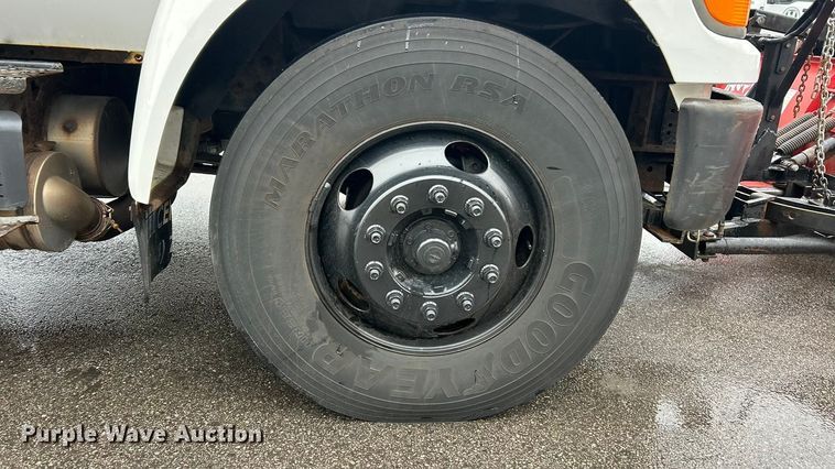 image for item FC5111 2011 Ford F650 Super Duty dump truck