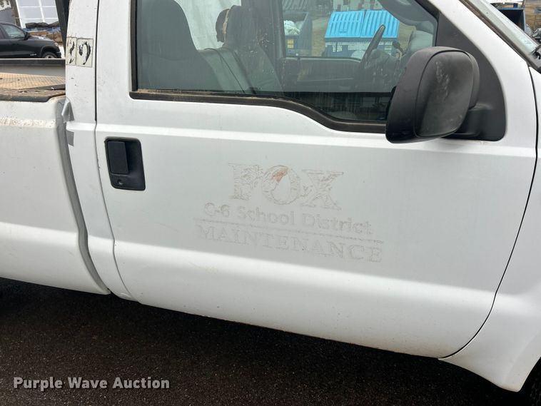 image for item FC5116 2006 Ford F250 Super Duty pickup truck