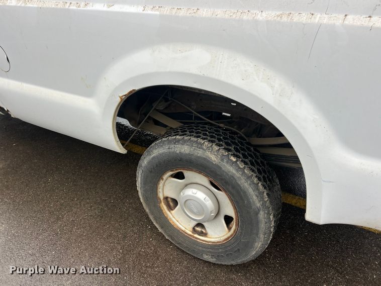 image for item FC5116 2006 Ford F250 Super Duty pickup truck