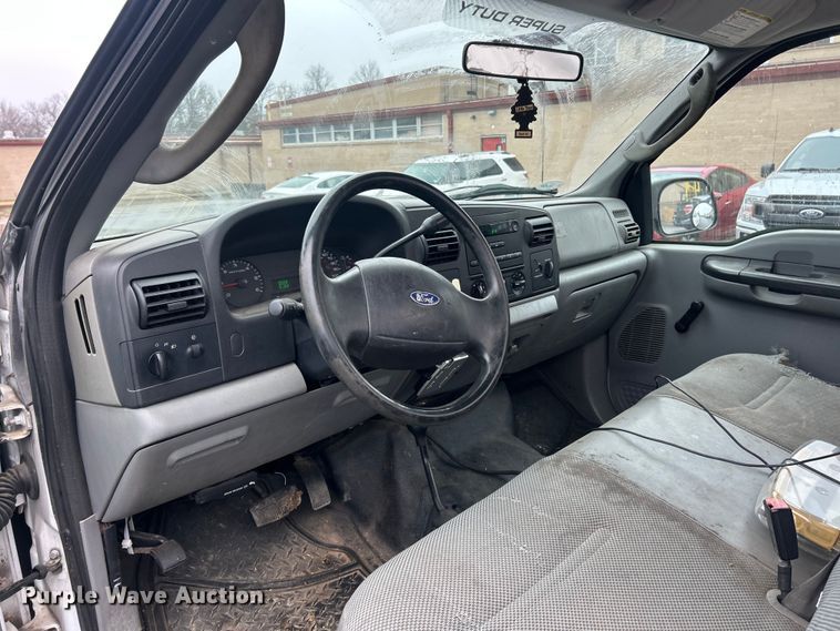 image for item FC5116 2006 Ford F250 Super Duty pickup truck