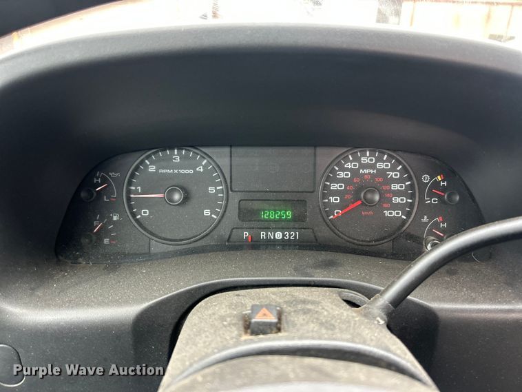 image for item FC5116 2006 Ford F250 Super Duty pickup truck