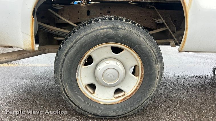 image for item FC5116 2006 Ford F250 Super Duty pickup truck