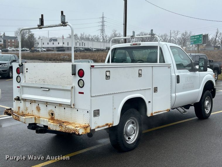 image for item FC5117 2014 Ford F250 Super Duty utility bed pickup truck