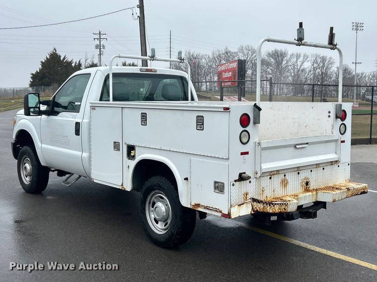 image for item FC5117 2014 Ford F250 Super Duty utility bed pickup truck