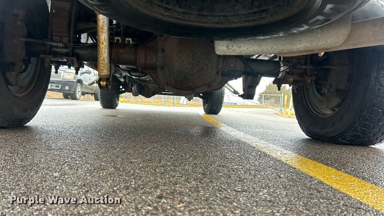 image for item FC5117 2014 Ford F250 Super Duty utility bed pickup truck