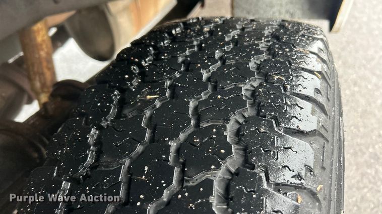 image for item FC5117 2014 Ford F250 Super Duty utility bed pickup truck