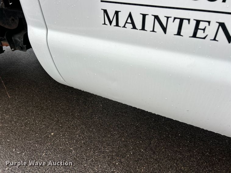 image for item FC5118 2008 Ford F250  Super Duty flatbed pickup truck