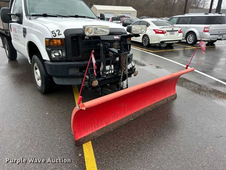 image for item FC5118 2008 Ford F250  Super Duty flatbed pickup truck