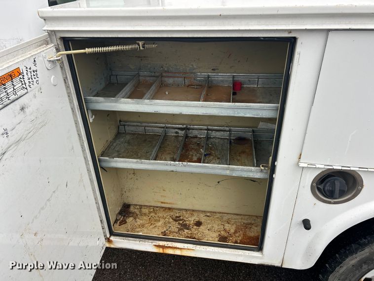 image for item FC5119 2008 Ford F250 Super Duty utility bed pickup truck