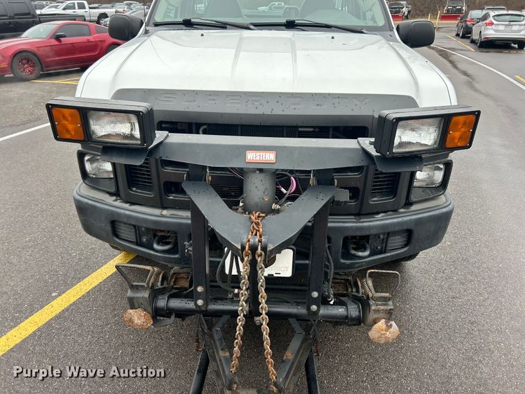 image for item FC5119 2008 Ford F250 Super Duty utility bed pickup truck