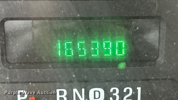 image for item FC5120 2006 Ford F250 Super Duty flatbed pickup truck