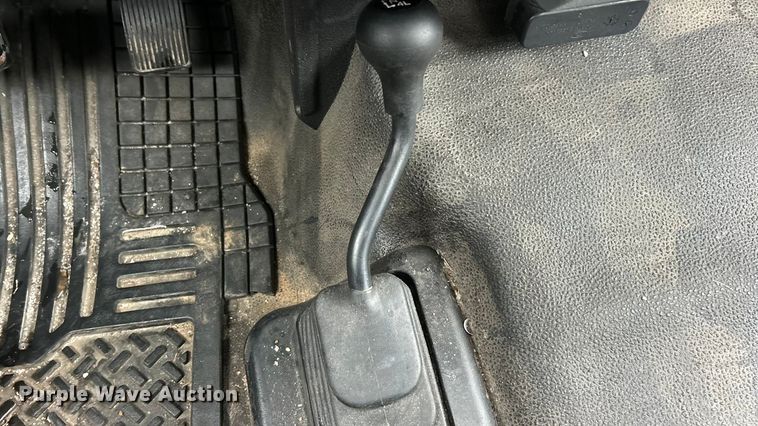 image for item FC5121 2016 Ford F250 Super Duty utility bed pickup truck