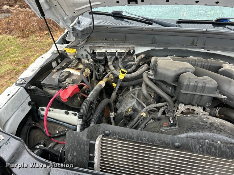 image for item FC5121 2016 Ford F250 Super Duty utility bed pickup truck