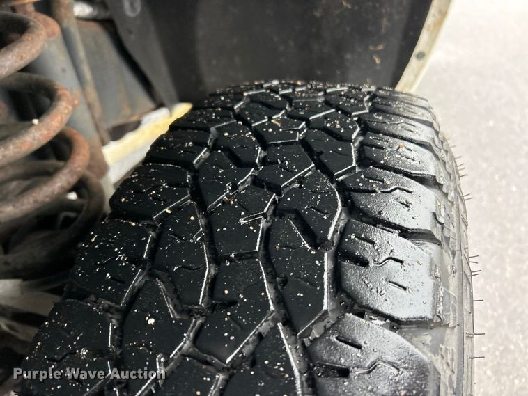 image for item FC5121 2016 Ford F250 Super Duty utility bed pickup truck