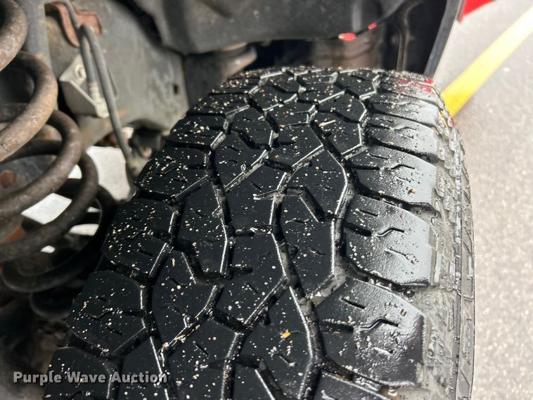 image for item FC5121 2016 Ford F250 Super Duty utility bed pickup truck