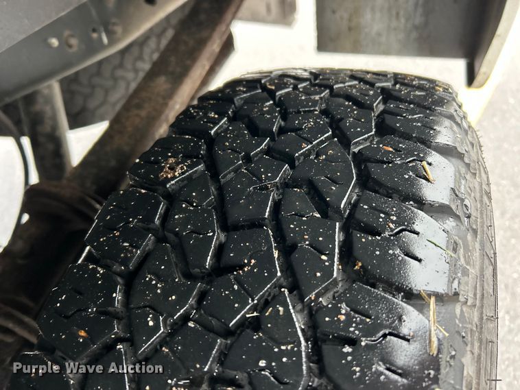 image for item FC5121 2016 Ford F250 Super Duty utility bed pickup truck