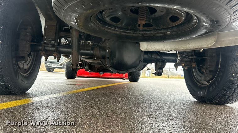 image for item FC5122 2016 Ford F250 Super Duty utility bed pickup truck