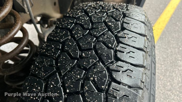 image for item FC5123 2016 Ford F250 Super Duty utility bed pickup truck