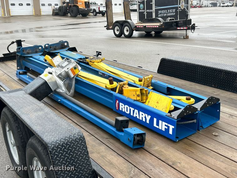 image for item FC5126 2014 Rotary SPOA10N700 automotive lift