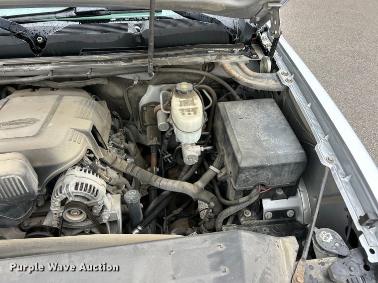 image for item FC5127 2013 Chevrolet Silverado 2500HD Ext. Cab pickup truck