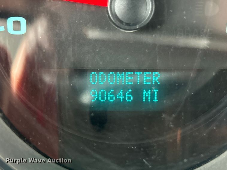 image for item FC5128 2013 Chevrolet Silverado 2500HD Crew Cab pickup truck