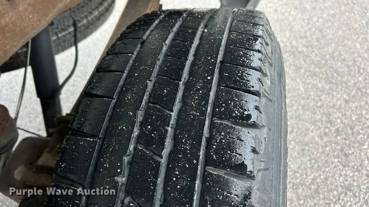 image for item FC5128 2013 Chevrolet Silverado 2500HD Crew Cab pickup truck