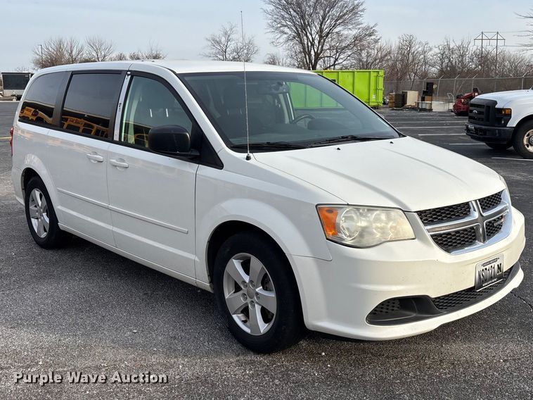 image for item FG0099 2013 Dodge Grand Caravan van