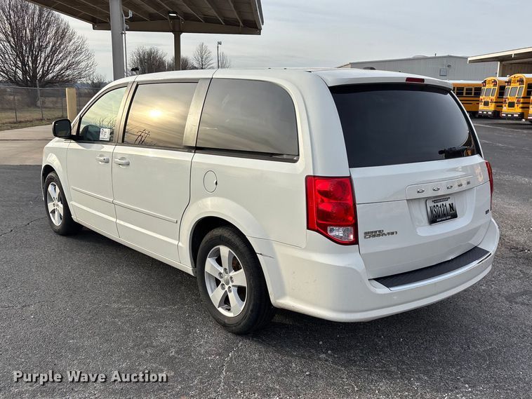 image for item FG0099 2013 Dodge Grand Caravan van