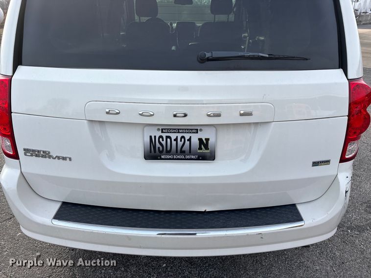 image for item FG0099 2013 Dodge Grand Caravan van