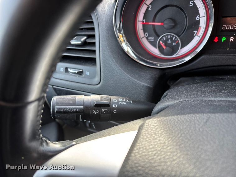 image for item FG0099 2013 Dodge Grand Caravan van