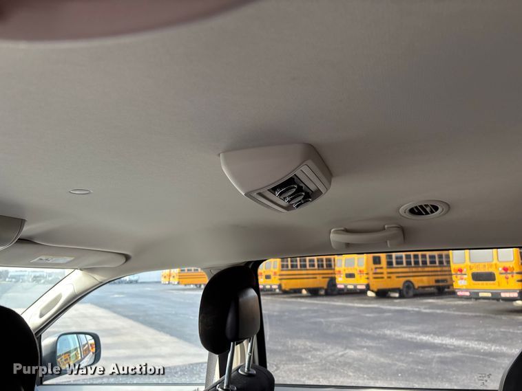 image for item FG0099 2013 Dodge Grand Caravan van