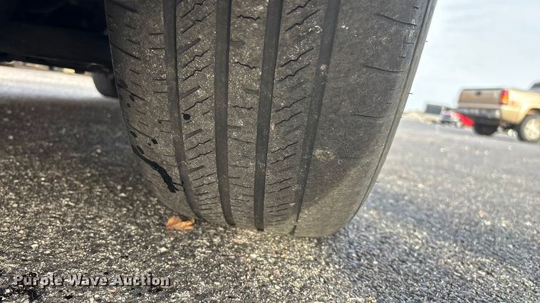 image for item FG0099 2013 Dodge Grand Caravan van