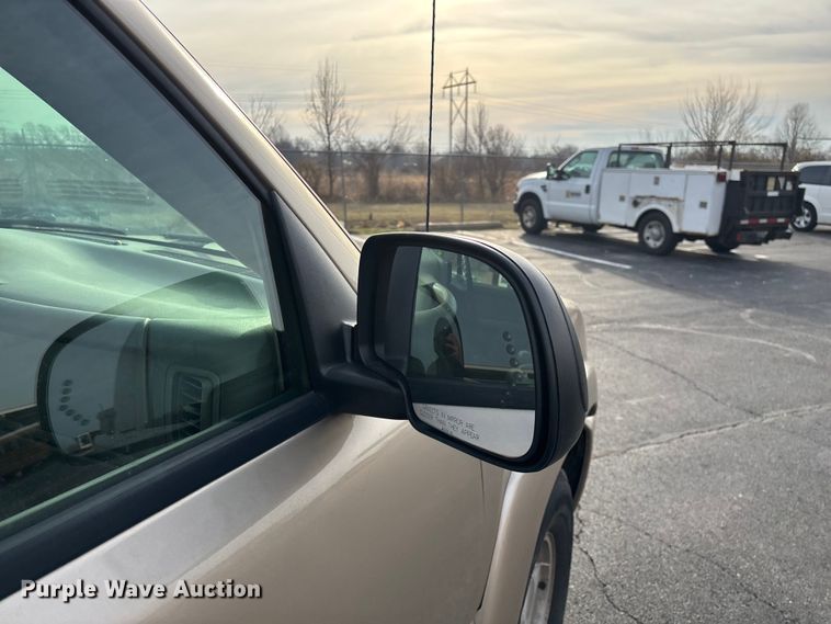 image for item FG0100 2004 GMC Sierra 1500 Ext. Cab pickup truck