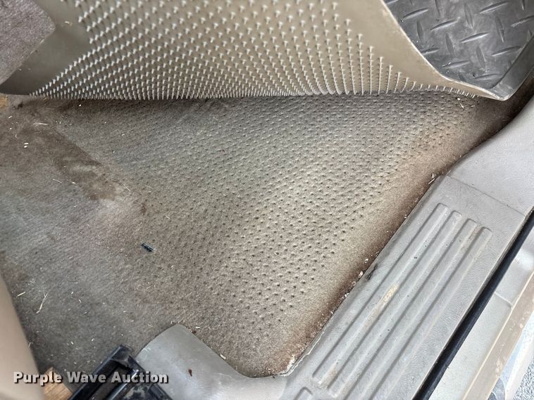 image for item FG0100 2004 GMC Sierra 1500 Ext. Cab pickup truck