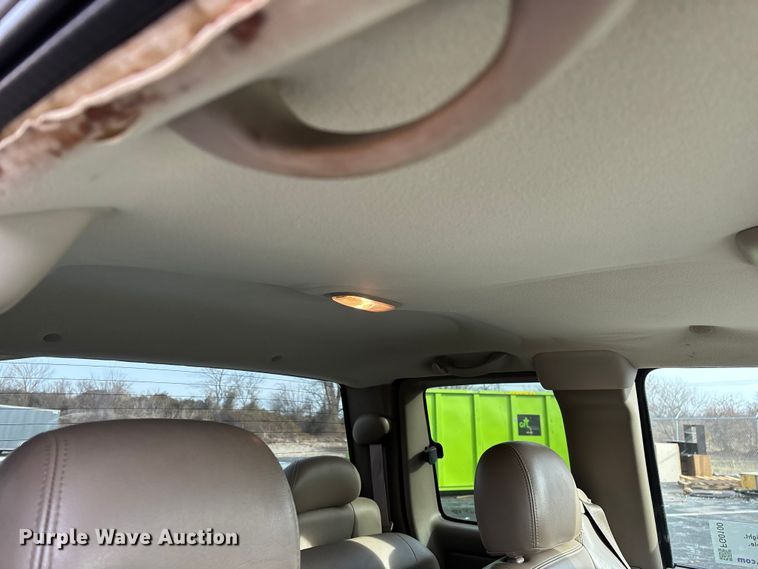 image for item FG0100 2004 GMC Sierra 1500 Ext. Cab pickup truck