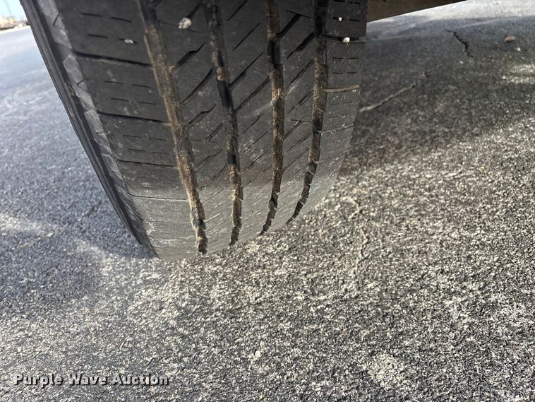 image for item FG0100 2004 GMC Sierra 1500 Ext. Cab pickup truck