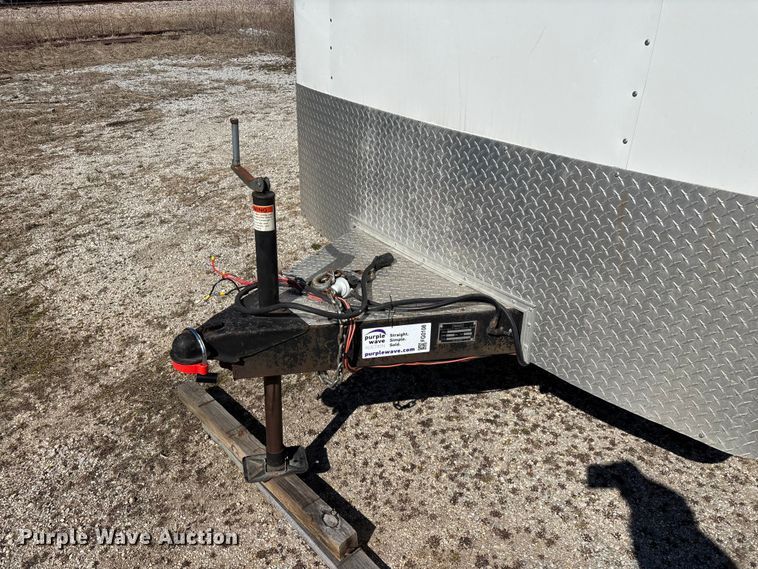 image for item FG0108 2001 Haulmark KD7X14WT2 enclosed cargo trailer